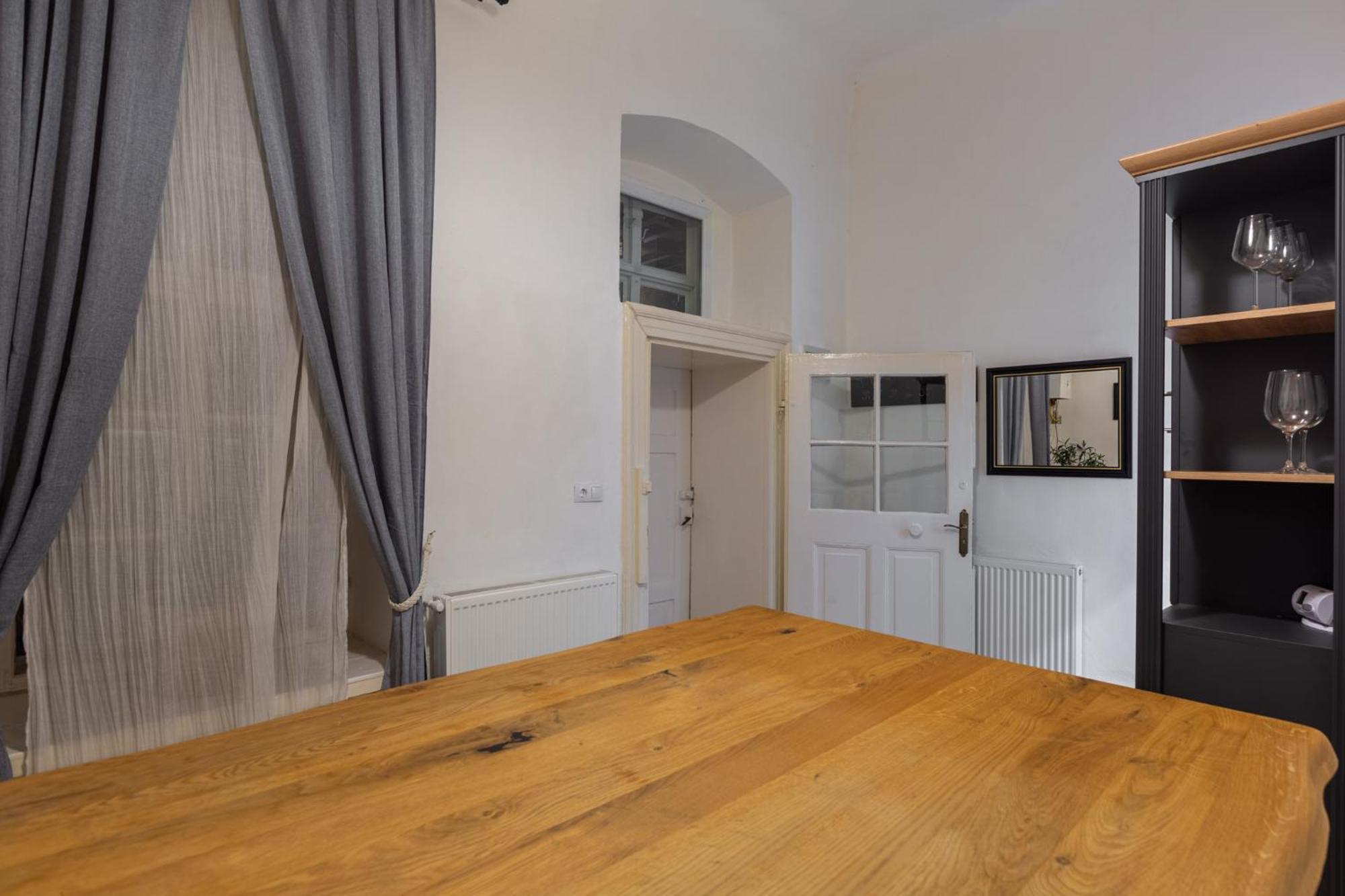 סיביו St Andrew'S Apartments מראה חיצוני תמונה